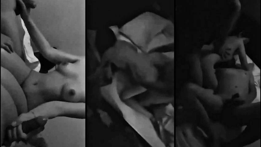 2 tay 2 súng em vẫn giả vờ ngây thơ em không biết rên mà . Đến bị 3 anh nắc cùng 1 lúc thì em rên la hét muốn bể phòng