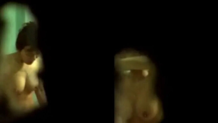 Quay lén em sinh viên hàng xóm vú đẹp