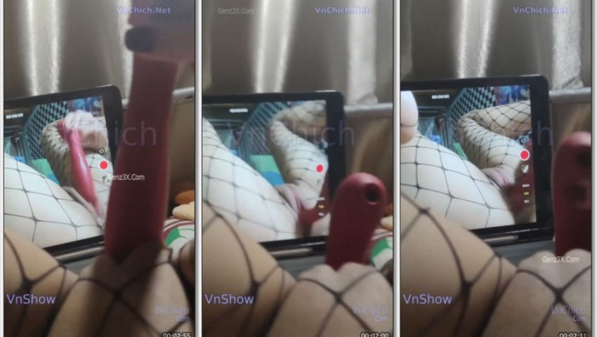 Bắt bố mua Ipad về để làm việc này đây – Clip Sex Tổng Hợp, Phim Sex Hay Mới Nhất